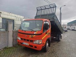 Vermelho Usado 2006 Toyota Dyna Pickup | € 18.000