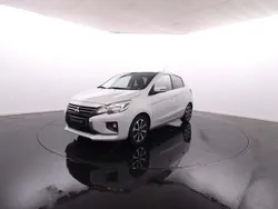 Branco Usado 2023 Mitsubishi Space Star | € 15.900 (Preço elevado)
