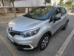 Cinzento Usado 2018 Renault Captur SUV | € 12.500 (Preço justo)