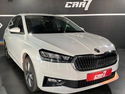 Branco Usado 2024 Skoda Fabia Ambition | € 16.990 (Preço justo)