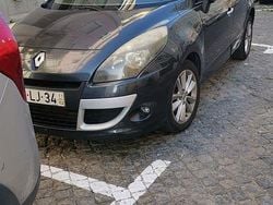 Usado 2011 Renault Scénic III Monovolume | € 5.250 (Bom preço)