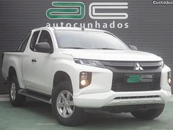 Branco Usado 2022 Mitsubishi L200 Pickup | € 35.950 (Preço justo)