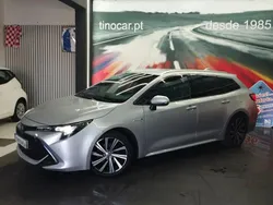Cinzento Usado 2020 Toyota Corolla | € 21.799 (Preço justo)