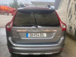 Cinzento Usado 2017 Volvo XC60 SUV | € 22.500 (Bom preço)