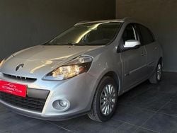 Cinzento Usado 2010 Renault Clio II Carrinha | € 7.496 (Caro)