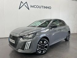Cinza Usado 2025 Peugeot e-208 Allure Citadino | € 31.990