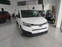 Branco (sólida) Usado 2024 Toyota Proace City Van | € 21.850 (Preço justo)