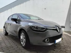 Cinzento Usado 2016 Renault Clio IV Citadino | € 7.500