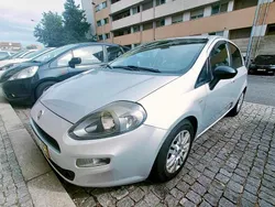 Cinzento Usado 2014 Fiat Punto Citadino | € 4.250