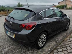 Usado 2010 Opel Astra Cosmo Sedan | € 7.000 (Preço justo)