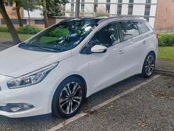Branco Usado 2014 Kia Ceed Citadino | € 9.400 (Preço justo)