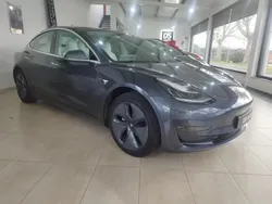 Cinzento Usado 2020 Tesla Model 3 Sedan | € 28.990 (Preço justo)