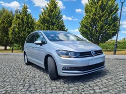 Cinza Usado 2019 VW Touran Trendline Monovolume | € 26.750 (Preço elevado)