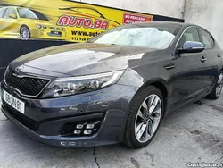 Cinza Usado 2014 Kia Optima Sedan | € 10.999
