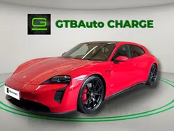 Vermelho Usado 2022 Porsche Taycan Sedan | € 94.999