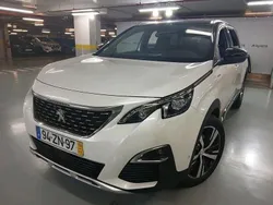 Branco Usado 2019 Peugeot 5008 GT-line Monovolume | € 23.400 (Preço justo)