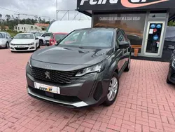 Cinza Usado 2022 Peugeot 3008 Active | € 21.750 (Preço justo)