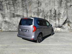 Usado 2022 Mercedes 180 Progressive Sedan | € 27.900 (Bom preço)