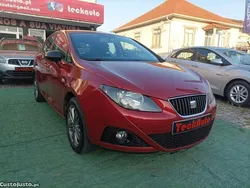Vermelho Usado 2011 Seat Ibiza Style Citadino | € 6.980 (Preço justo)
