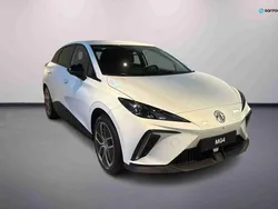 Branco Novo 2025 MG MG4 EV Luxury Citadino | € 33.000 (Preço justo)