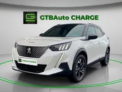 Branco Usado 2023 Peugeot e-2008 GT SUV | € 30.700 (Preço elevado)