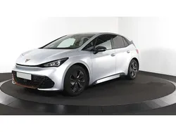 Cinzento Usado 2022 Cupra Born Citadino | € 23.450 (Preço justo)