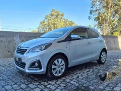 Cinza Usado 2021 Peugeot 108 Style Citadino | € 12.000 (Preço justo)