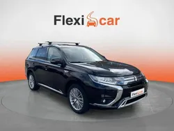 Preto Usado 2019 Mitsubishi Outlander P-HEV | € 21.850 (Preço justo)