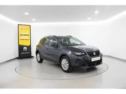 Cinzento Novo 2025 Seat Arona SUV | € 23.480 (Caro)