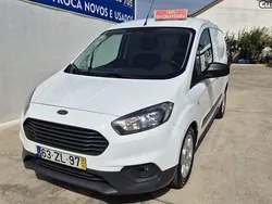 Branco Usado 2019 Ford Courier Monovolume | € 10.900 (Preço justo)