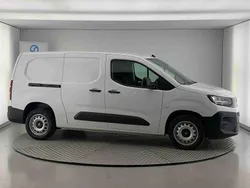Cinzento Usado 2025 Opel Combo Monovolume | € 22.990 (Caro)