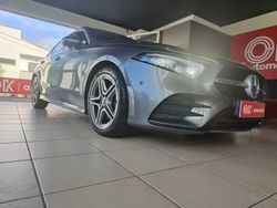Cinzento Usado 2020 Mercedes A220 AMG line Sedan | € 31.500