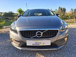Cinzento Usado 2016 Volvo V40 Carrinha | € 16.250 (Preço justo)