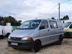 Cinzento Usado 2006 Toyota HiAce Van | € 9.500