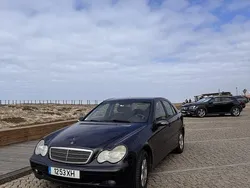 Usado 2004 Mercedes C220 Classic Sedan | € 4.450