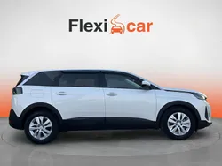 Branco Usado 2021 Peugeot 5008 Active Monovolume | € 26.990 (Preço justo)