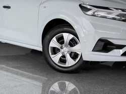 Branco Novo 2025 Dacia Sandero Citadino | € 18.600
