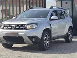 Cinzento Usado 2022 Dacia Duster SUV | € 15.900 (Bom preço)