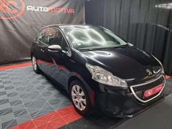 Preto Usado 2014 Peugeot 208 Citadino | € 5.990 (Bom preço)