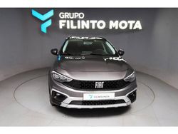 Cinzento Usado 2023 Fiat Tipo Sedan | € 17.740 (Preço justo)