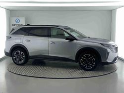 Cinzento Usado 2025 Peugeot 5008 Allure Monovolume | € 36.490
