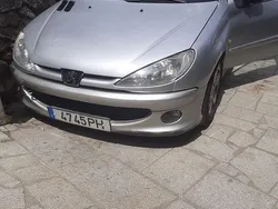 Usado 2002 Peugeot 206 Sedan | € 2.600 (Preço elevado)