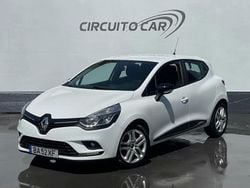 Branco Usado 2018 Renault Clio IV Zen Citadino | € 9.650 (Bom preço)