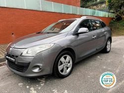 Cinzento Usado 2011 Renault Mégane III Carrinha | € 6.990 (Preço justo)