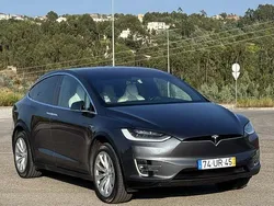 Usado 2018 Tesla Model X SUV | € 28.500 (Bom preço)