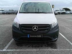 Branco Usado 2021 Mercedes Vito Monovolume | € 27.990
