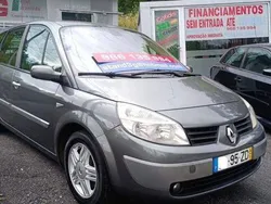 Cinzento Usado 2004 Renault Grand Scénic II Monovolume | € 5.500 (Preço elevado)