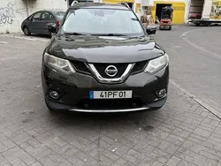 Usado 2014 Nissan X-Trail SUV | € 15.500 (Caro)