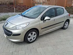 Usado 2009 Peugeot 207 Sedan | € 4.250 (Preço justo)