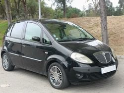 Usado 2006 Lancia Musa Monovolume | € 2.800